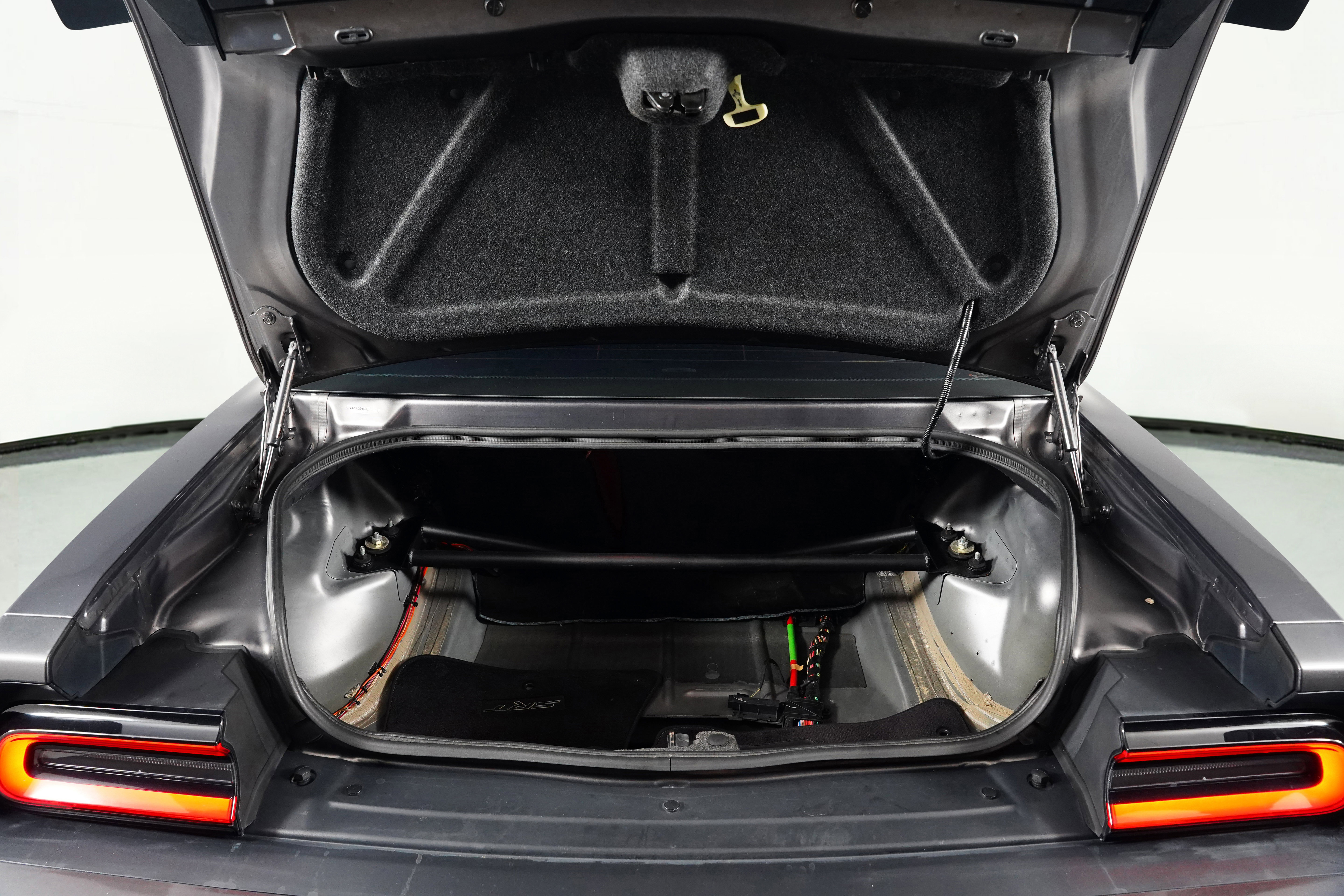 Used 2016 Dodge Challenger SRT Hellcat image 53