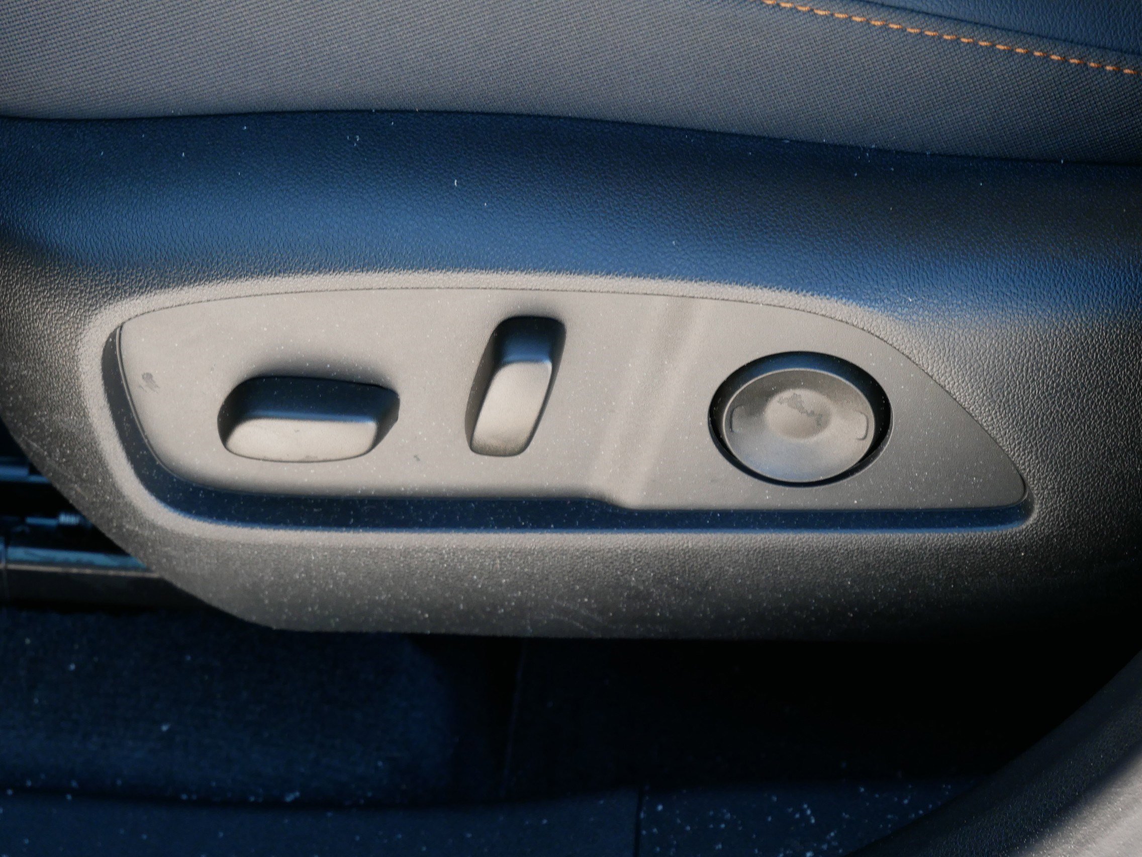 New 2026 Chevrolet Equinox ACTIV w/ Convenience Package III image 15