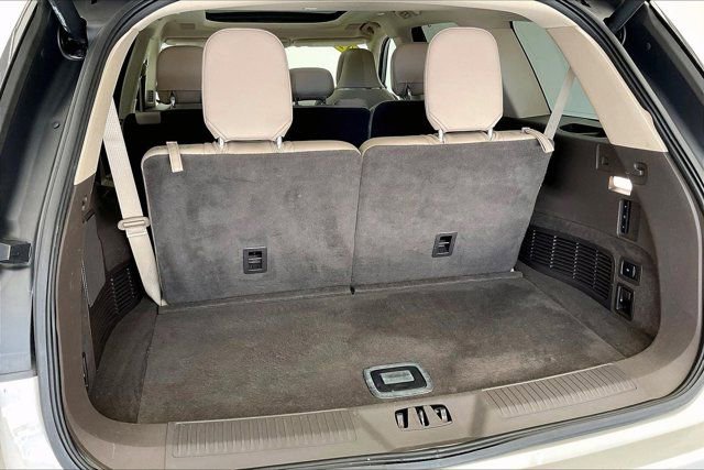 Used 2020 Lincoln Aviator Reserve w/ Equipment Group 202A image 28