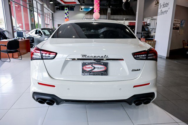 Used 2022 Maserati Ghibli Modena image 8
