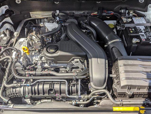 New 2025 Volkswagen Taos S image 15