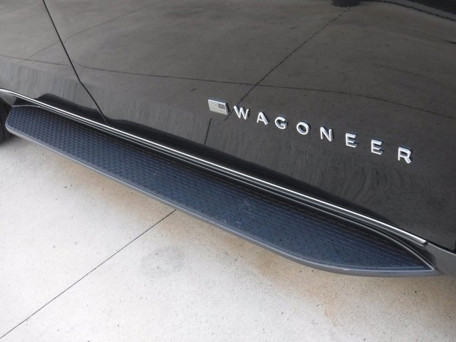 Used 2022 Jeep Wagoneer Series III image 13