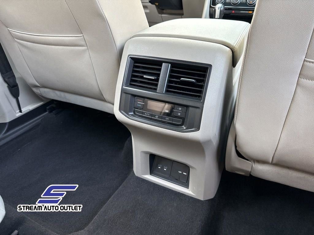 Used 2022 Volkswagen Atlas SE image 17