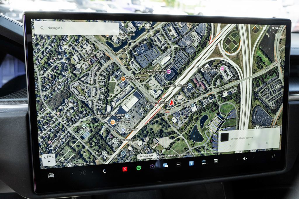 Used 2022 Tesla Model X Plaid AWD/4WD image 18
