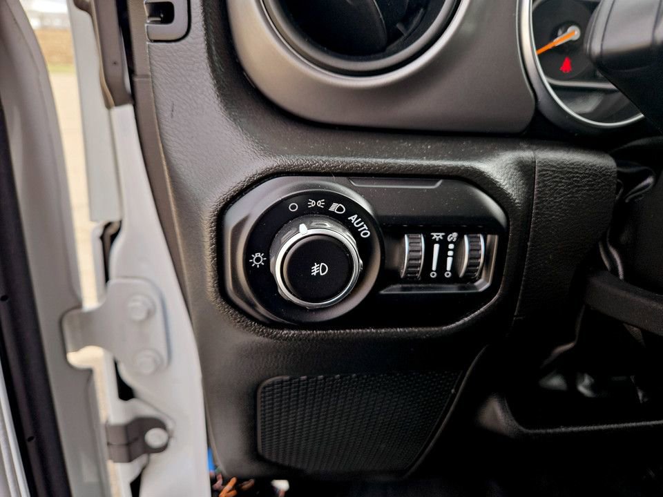 Used 2022 Jeep Wrangler Unlimited Sport image 21