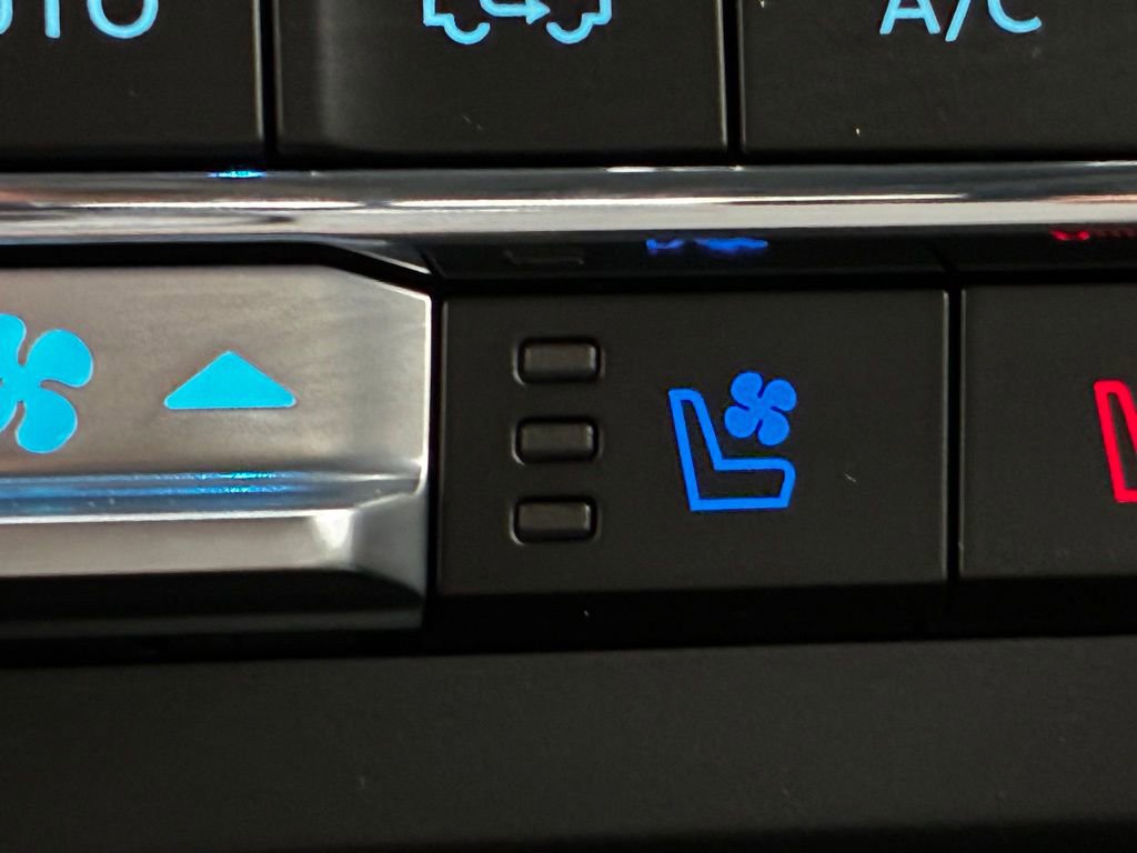 New 2026 Ford F250 Lariat image 25