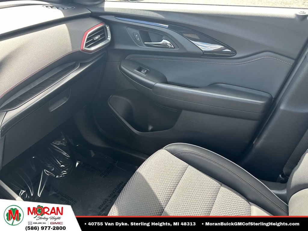 Certified 2023 Chevrolet TrailBlazer RS w/ Convenience Package FWD image 32