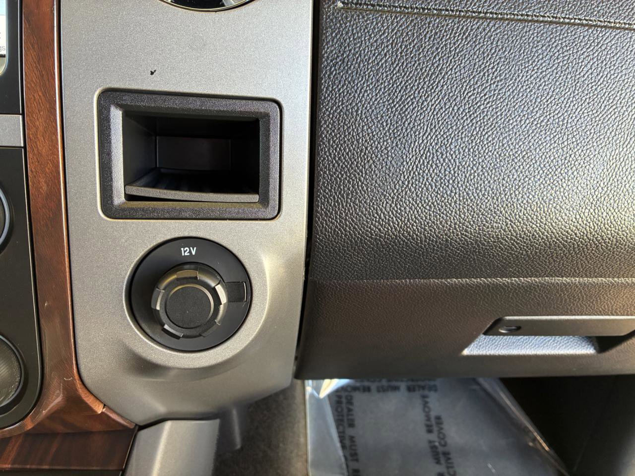 Used 2017 Ford Expedition EL Platinum image 35