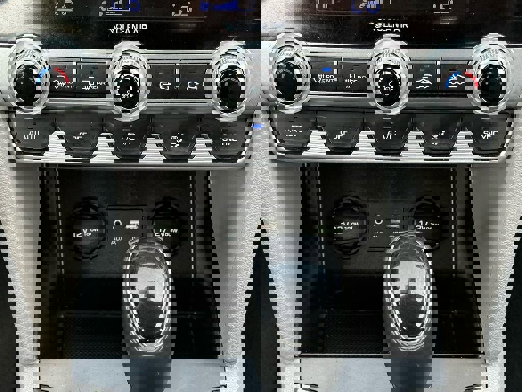 Used 2020 Hyundai Elantra Value Edition w/ Cargo Package (C1) image 25