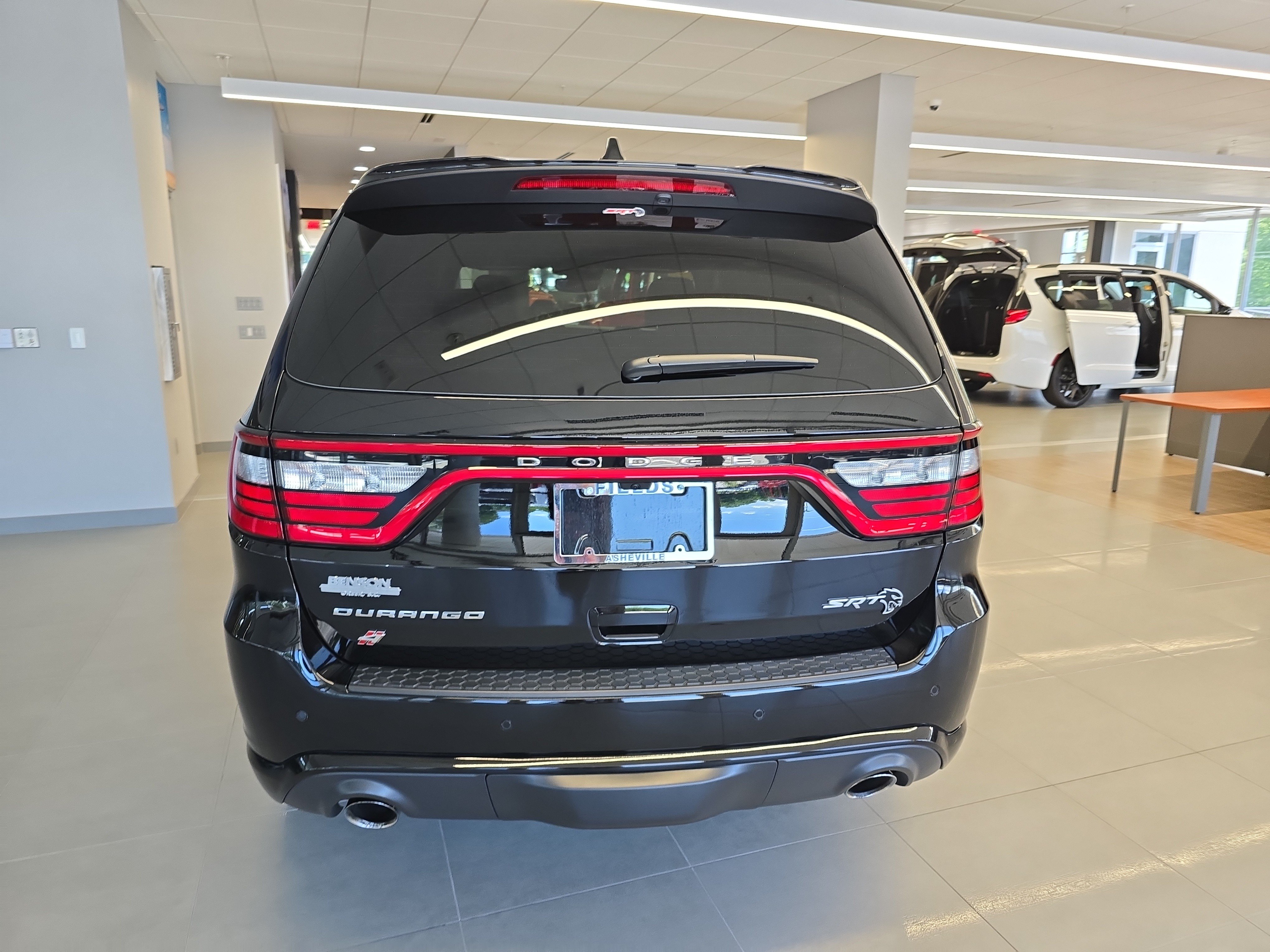 Used 2023 Dodge Durango SRT Hellcat AWD/4WD image 3