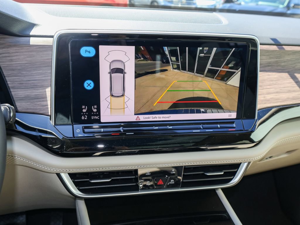 New 2026 Volkswagen Atlas SEL image 23