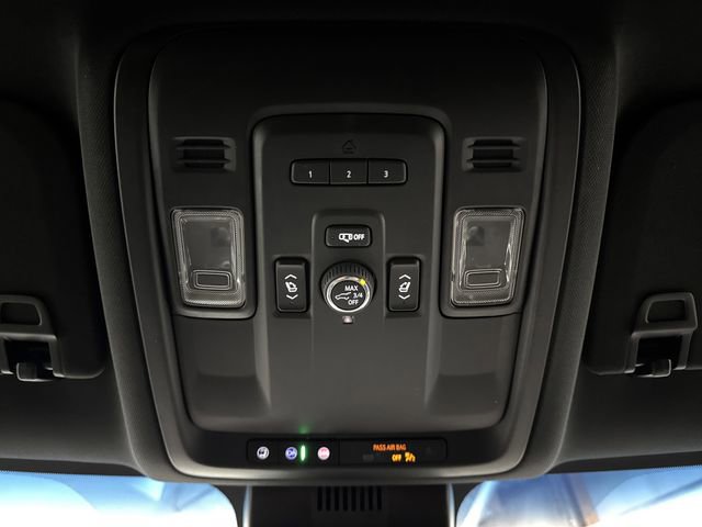 Used 2024 GMC Yukon XL SLT image 27