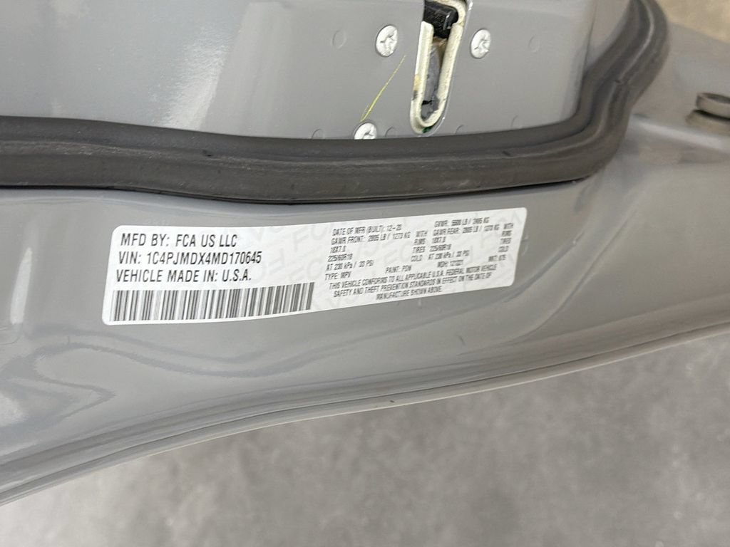 Used 2021 Jeep Cherokee Limited AWD/4WD image 34