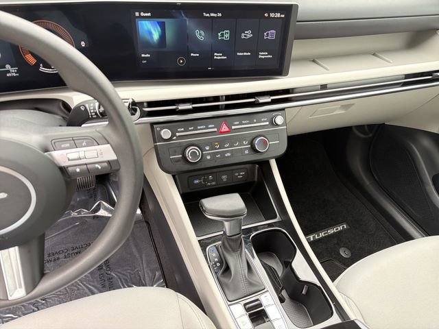 Certified 2025 Hyundai Tucson SE FWD image 27