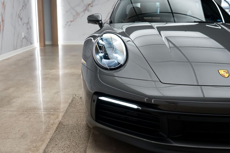 Used 2022 Porsche 911 Carrera 4S AWD/4WD image 15