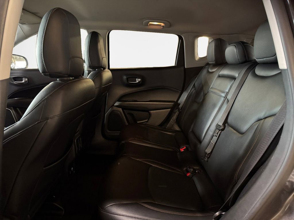 Used 2018 Jeep Compass Limited image 24