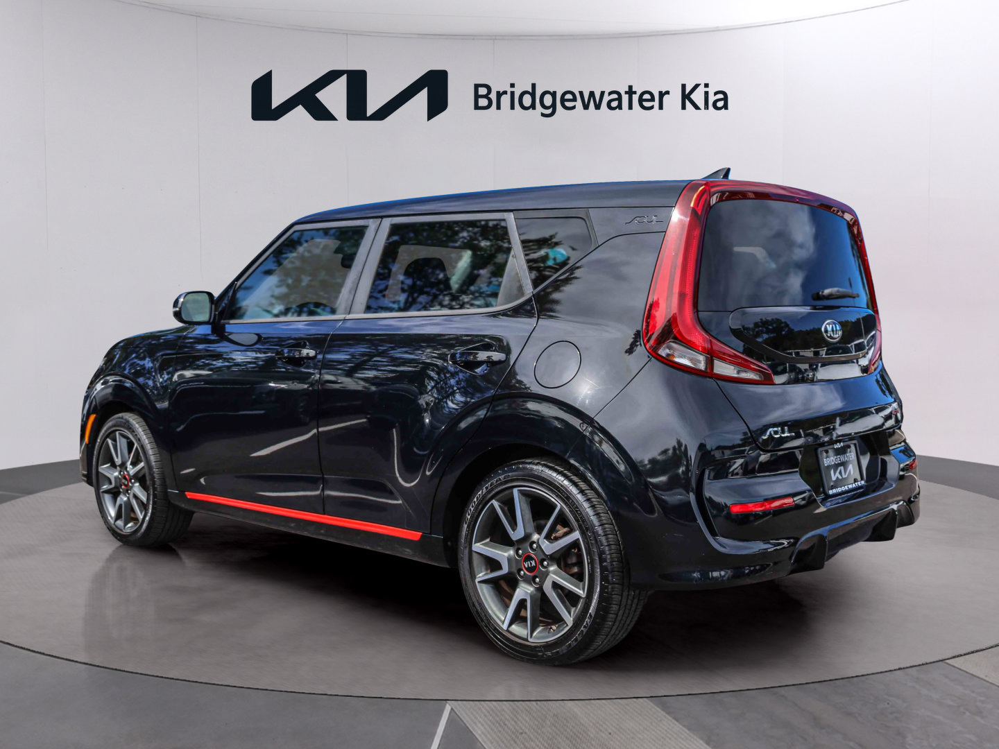 Used 2020 Kia Soul GT-Line FWD image 4