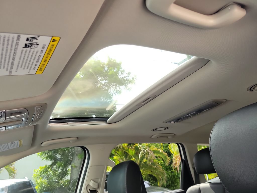 Certified 2022 Kia Telluride EX w/ EX Premium Package FWD image 20