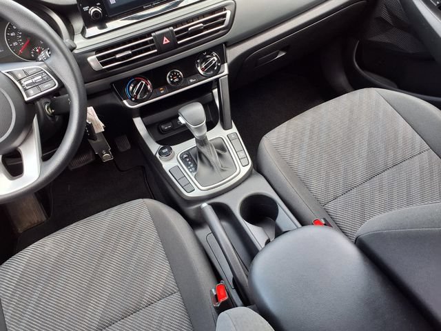 Used 2023 Kia Seltos LX AWD/4WD image 9
