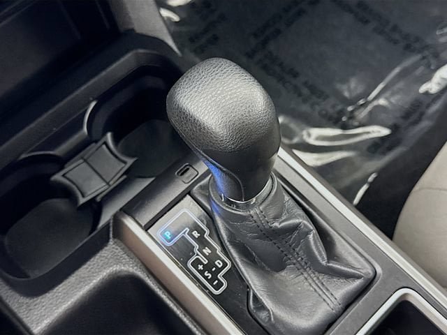 Certified 2022 Toyota Tacoma SR5 RWD image 19