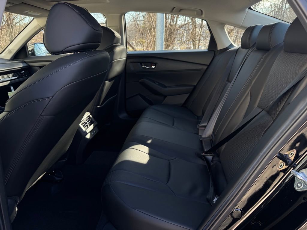 Used 2025 Honda Accord EX-L image 16