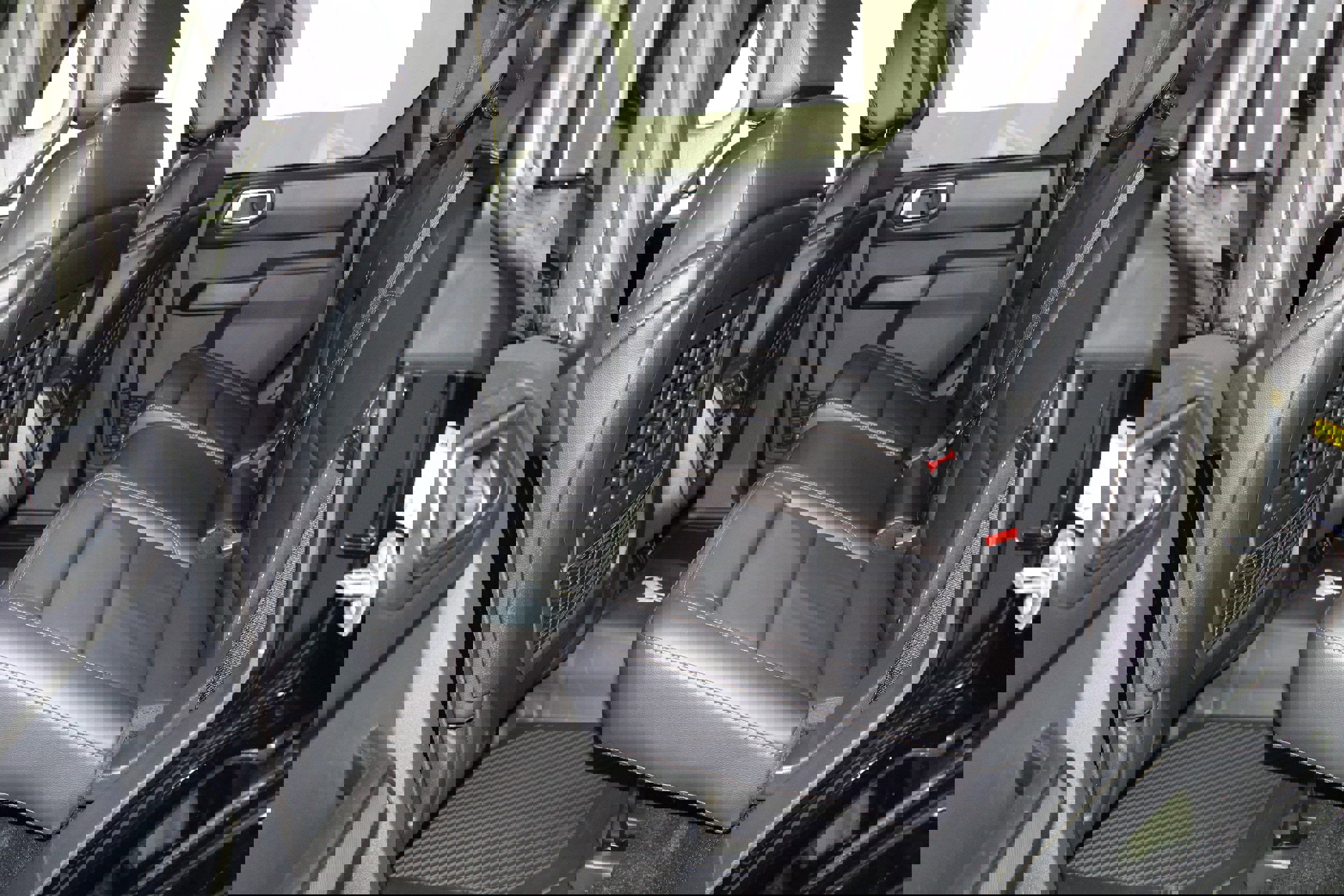 New 2025 Ford Bronco Badlands image 3