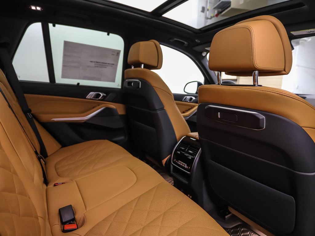 New 2026 BMW X5 xDrive40i w/ M Sport Package image 25