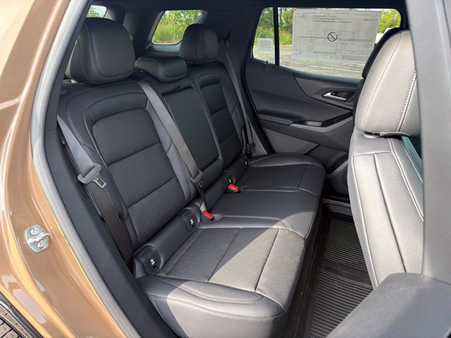 New 2027 Chevrolet Equinox LT w/ Convenience Package II AWD/4WD image 29