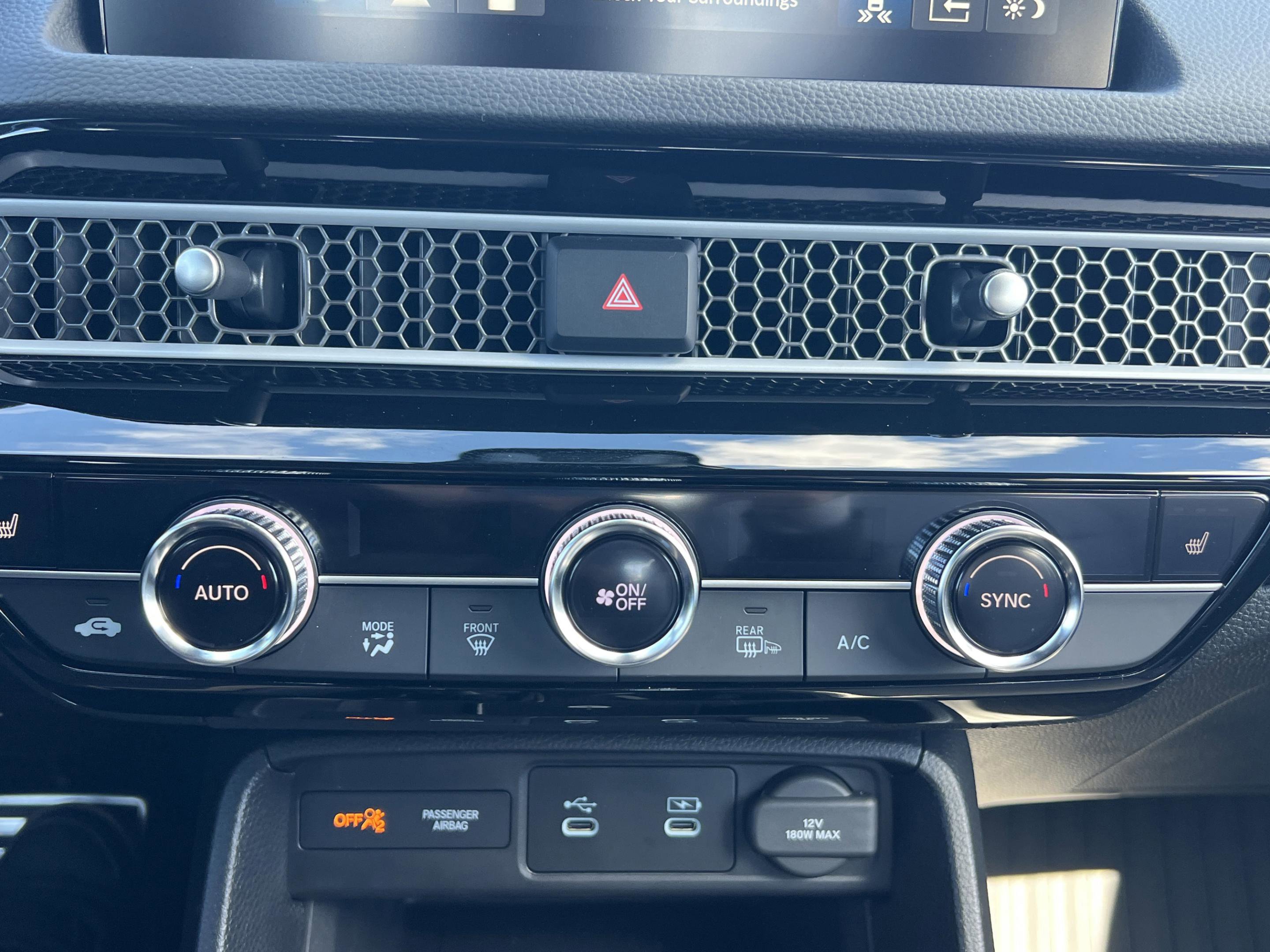 Certified 2025 Honda Civic FWD Hybrid Sedan image 18