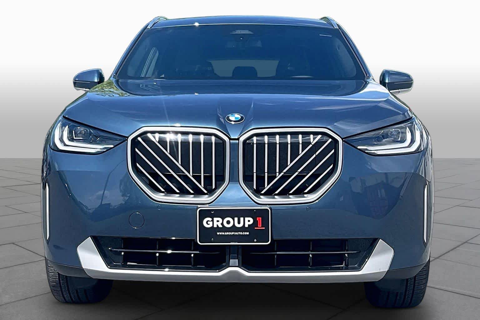 Used 2026 BMW X3 xDrive30 w/ Convenience Package AWD/4WD image 3