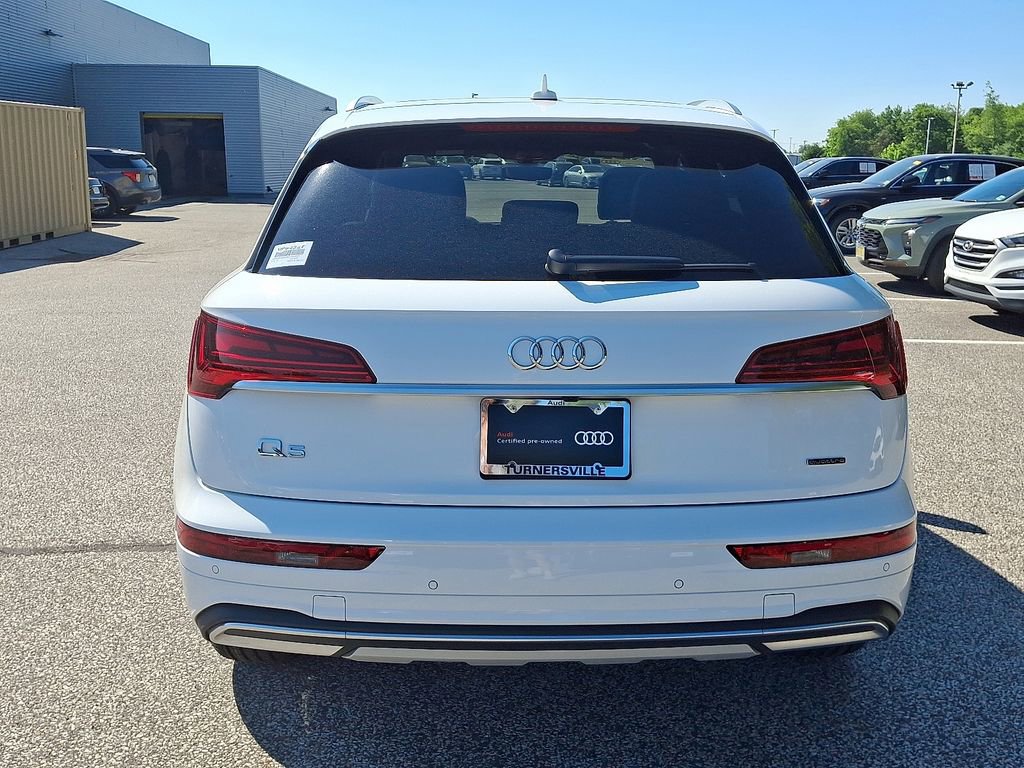 Certified 2023 Audi Q5 Premium w/ Convenience Package AWD/4WD image 5