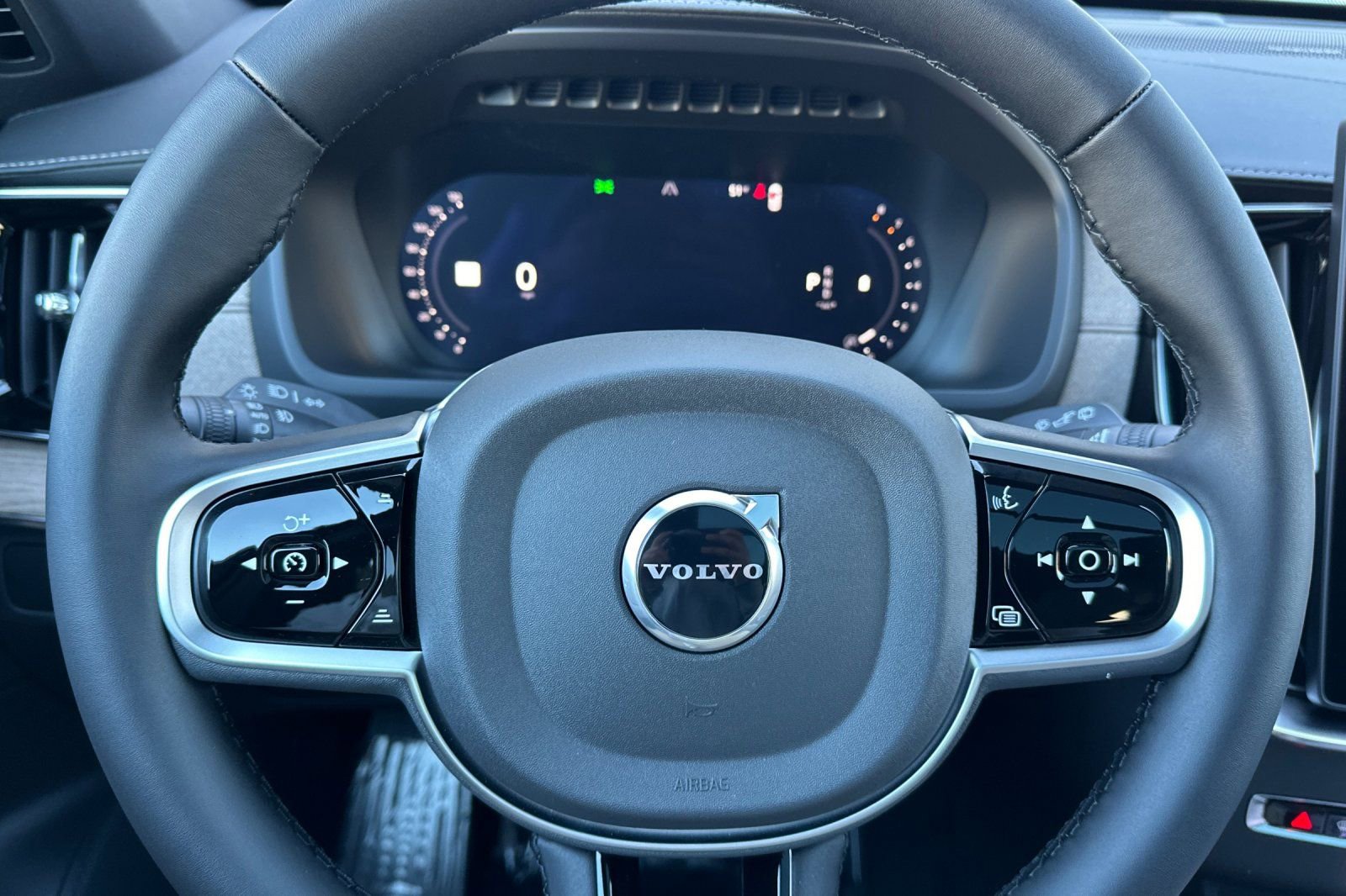 New 2026 Volvo XC90 B5 Plus w/ Protection Package image 26