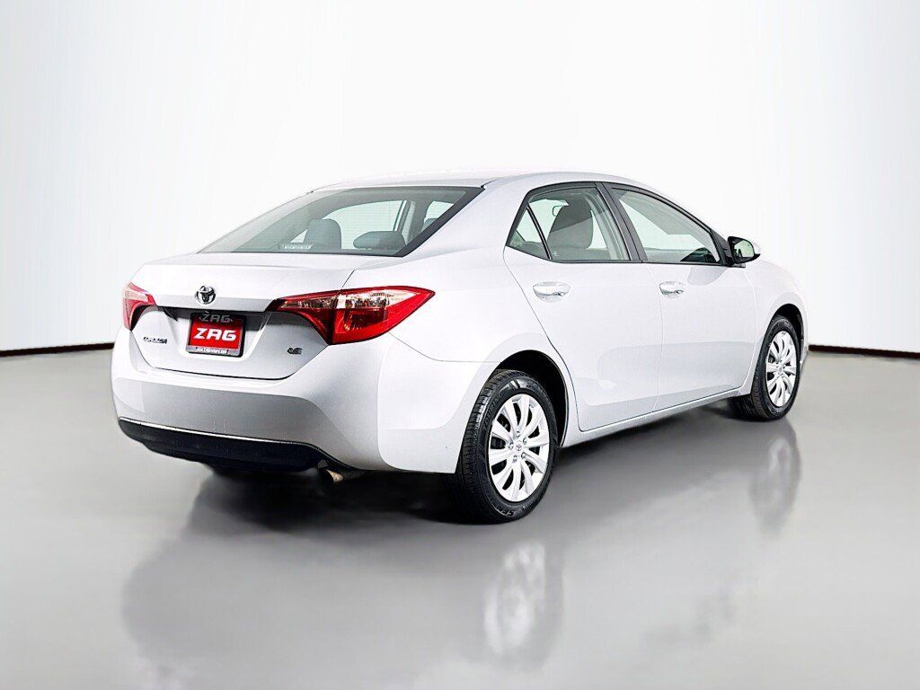 Used 2018 Toyota Corolla LE FWD image 5