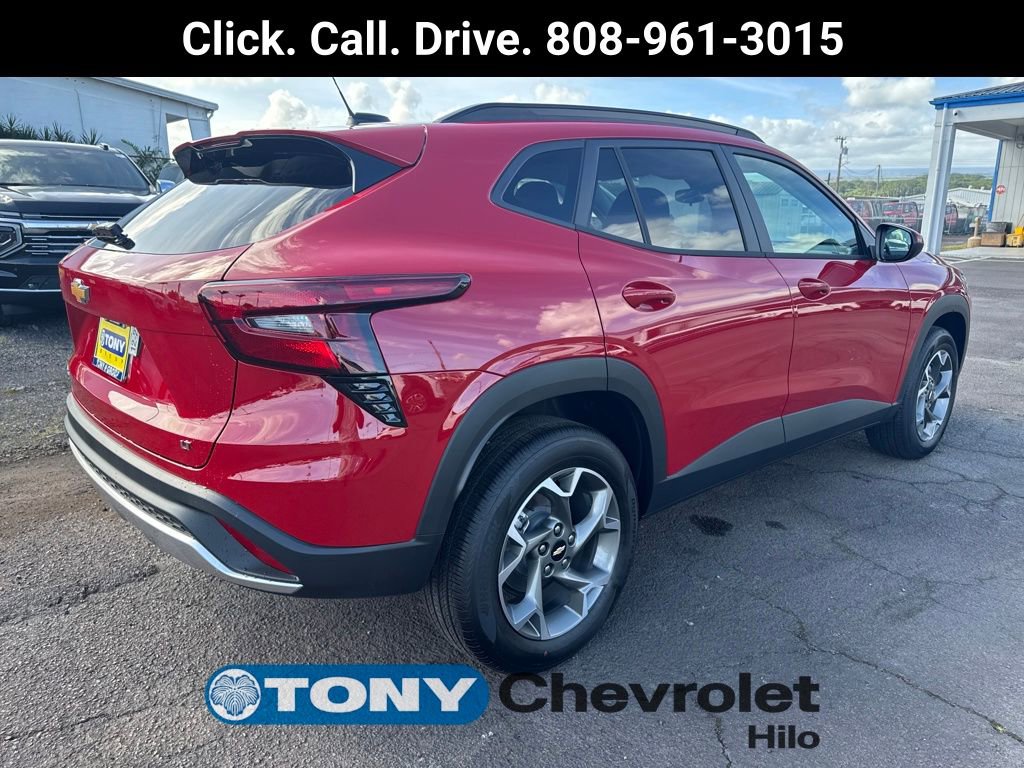 New 2026 Chevrolet Trax LT w/ LPO, Blackout Package image 5