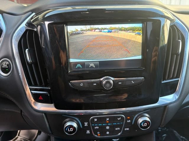 Used 2018 Chevrolet Traverse LS AWD/4WD image 22