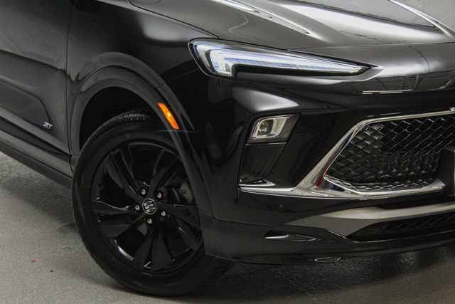 New 2026 Buick Encore GX Sport Touring w/ Advanced Technology Package AWD/4WD image 2