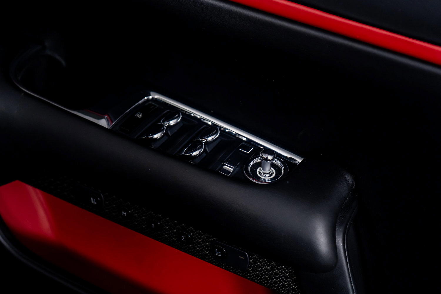 Used 2019 Rolls-Royce Wraith image 18