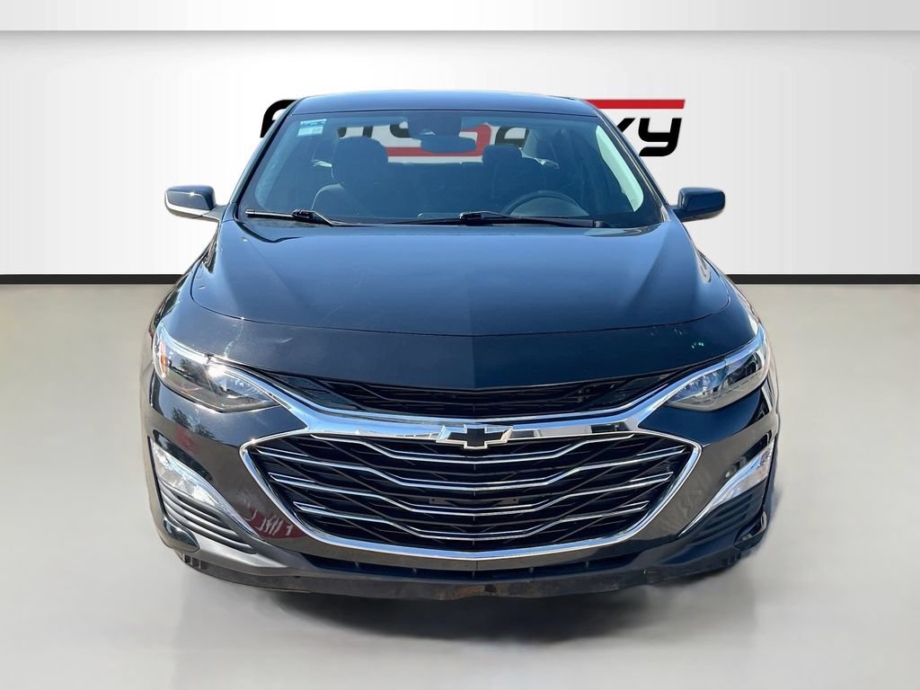 Used 2024 Chevrolet Malibu RS FWD image 2