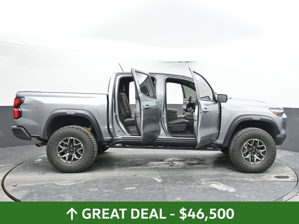 Used 2024 Chevrolet Colorado ZR2 w/ ZR2 Convenience Package III image 61