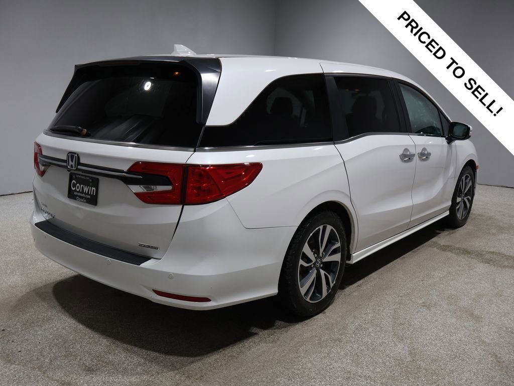 Used 2023 Honda Odyssey Touring image 2