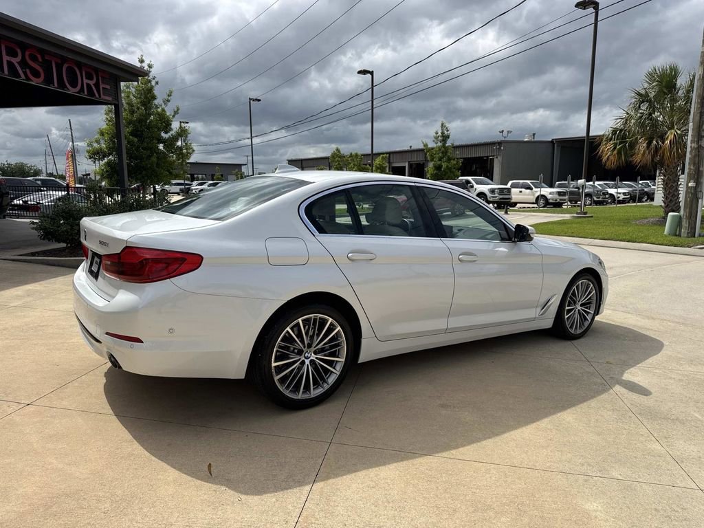 Used 2020 BMW 530i w/ M Sport Package RWD image 9