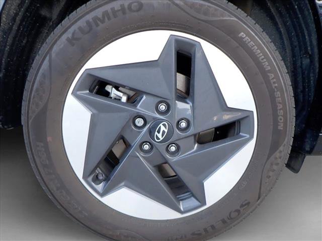 Used 2024 Hyundai Kona SE image 7