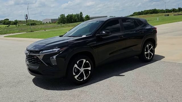 New 2026 Chevrolet Trax RS w/ Driver Confidence Package FWD image 4