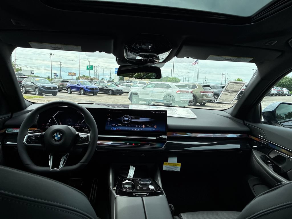 New 2027 BMW 540i xDrive w/ M Sport Package AWD/4WD image 18