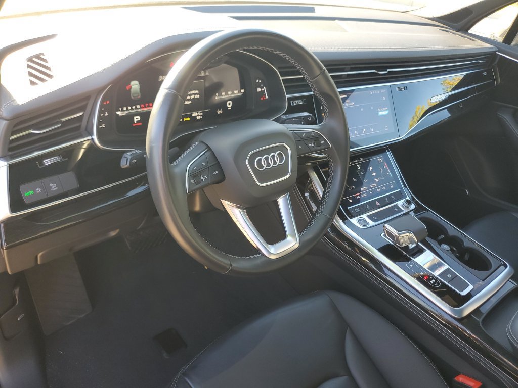 Used 2025 Audi Q7 3.0T Premium Plus AWD/4WD image 17
