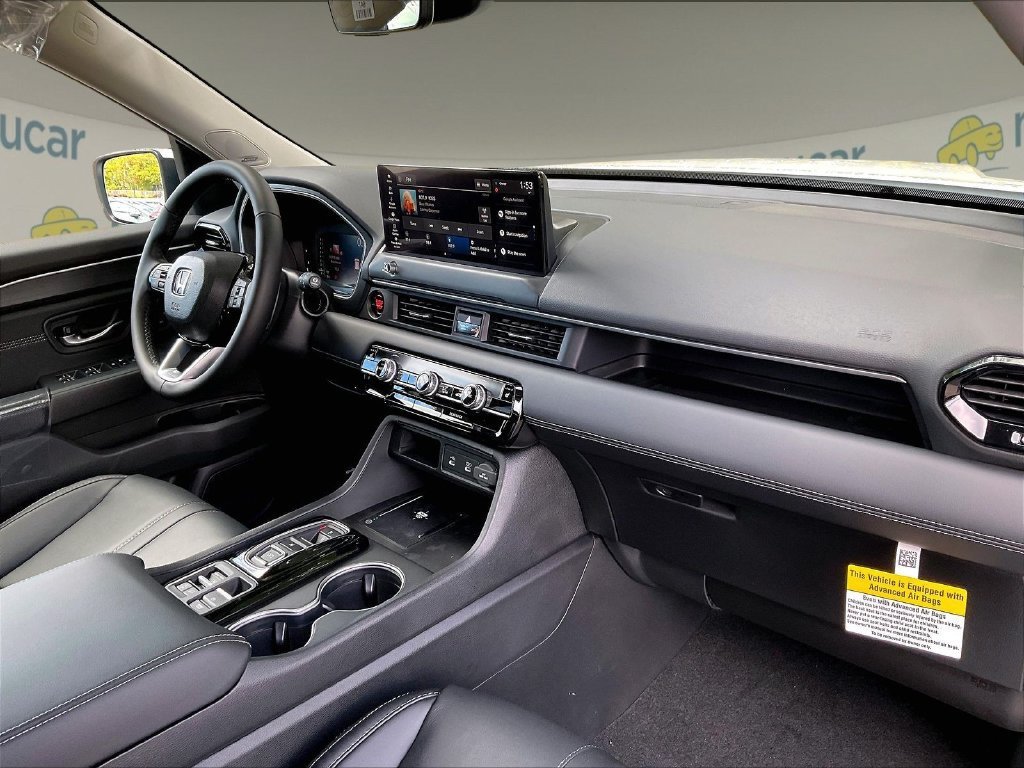 New 2026 Honda Pilot Touring image 10