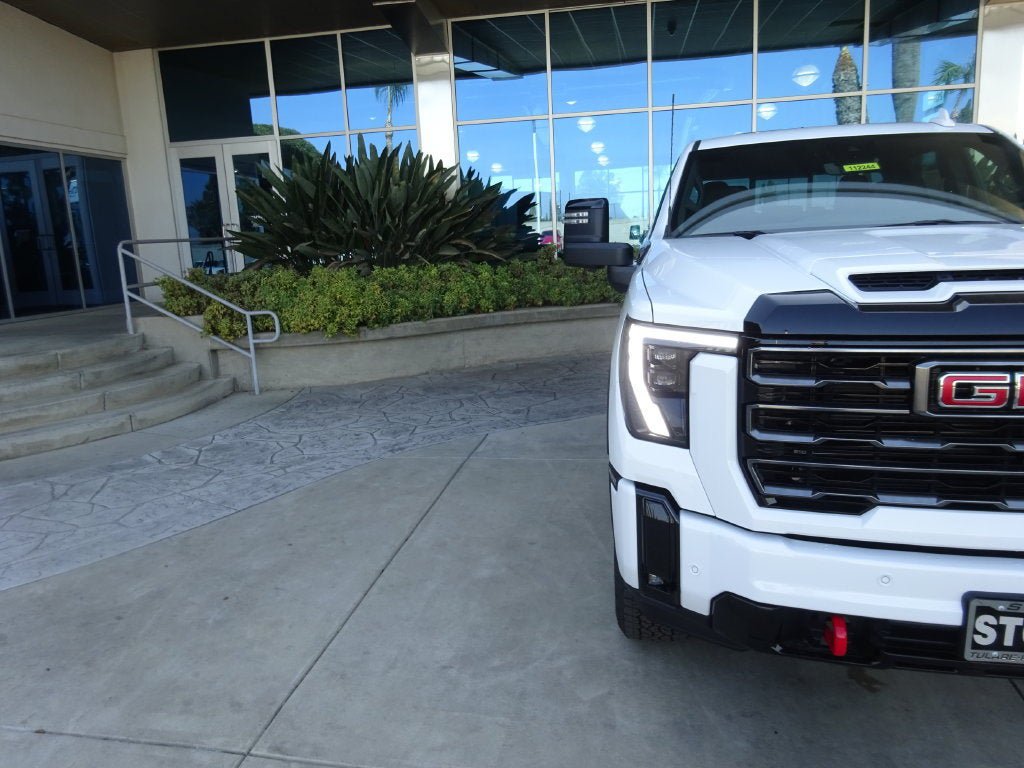 New 2026 GMC Sierra 2500 AT4 w/ AT4 Premium Plus Package AWD/4WD image 31