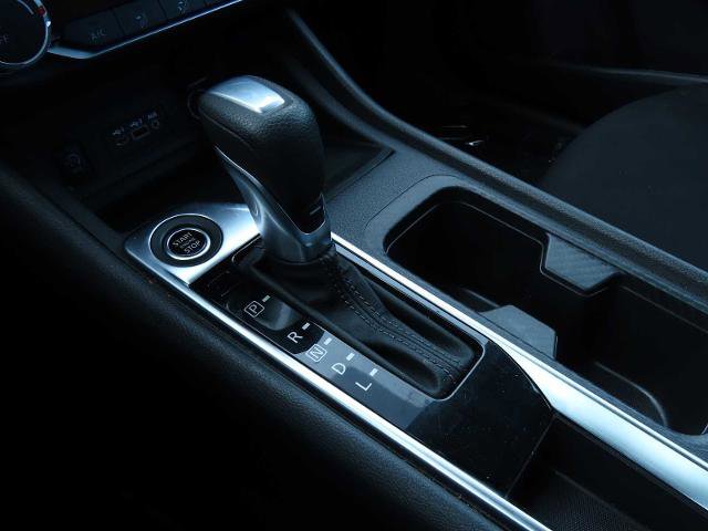 Used 2024 Nissan Sentra SV image 30