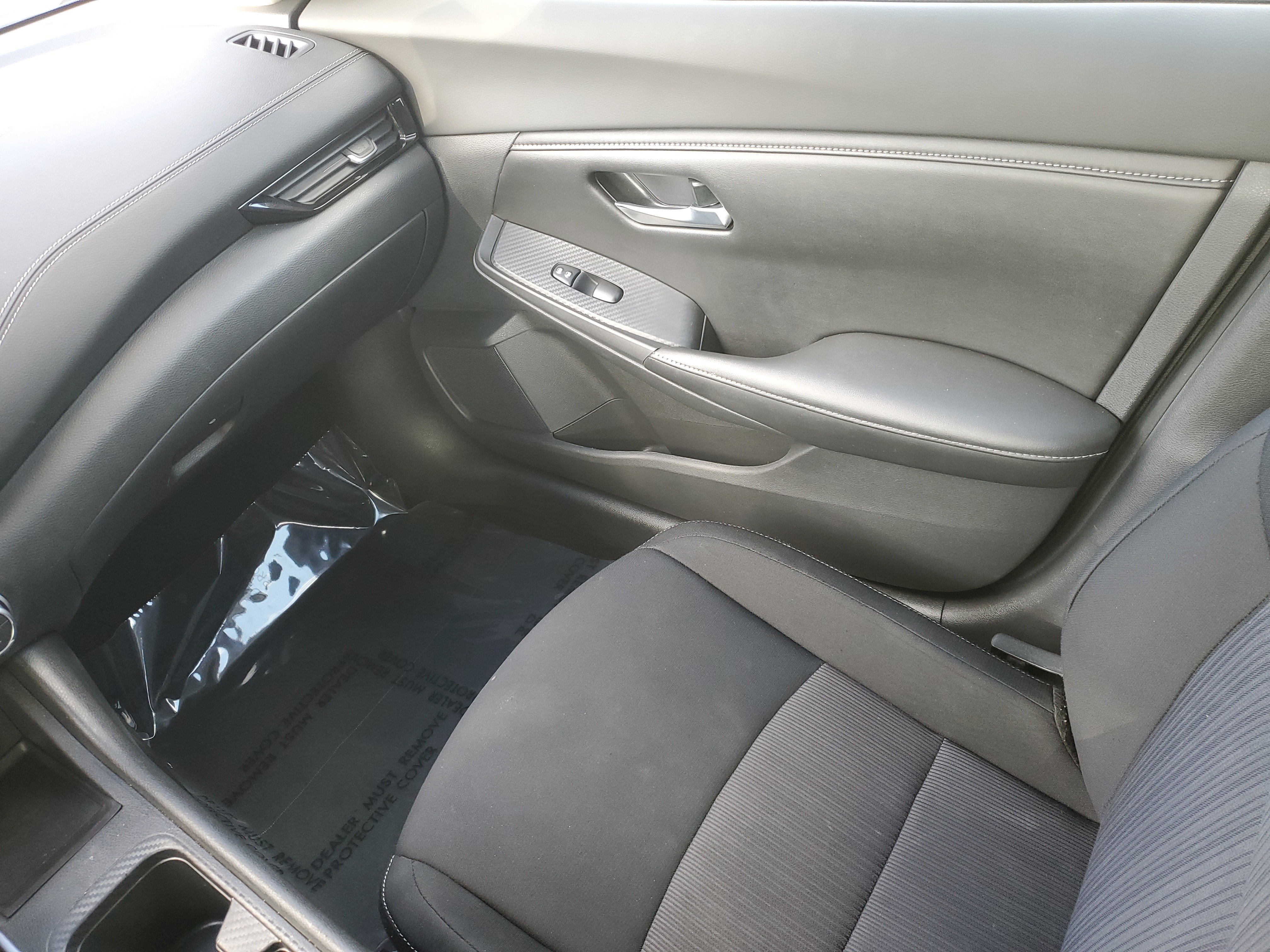 Certified 2022 Nissan Sentra SV w/ All-Weather Package image 11