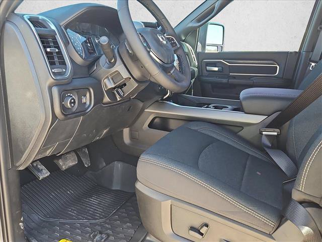 New 2026 RAM 2500 Big Horn AWD/4WD image 3